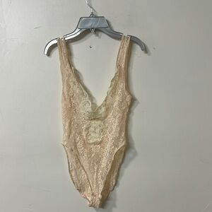 Lace Bodysuit in Cream TWJ vintage 80’s pre loved